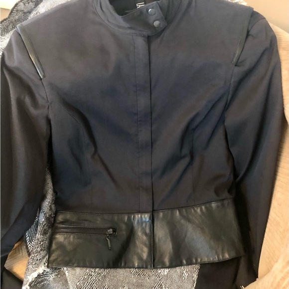 Laundry by Shelli Segal LAMB LEATHER waist cotton spandex tapered cropped jacket - Picture 4 of 13